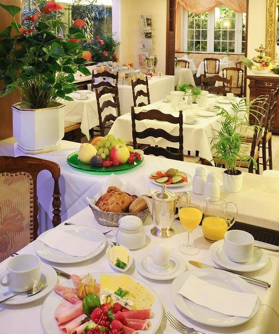 Hotel Palmenhof 프랑크푸르트